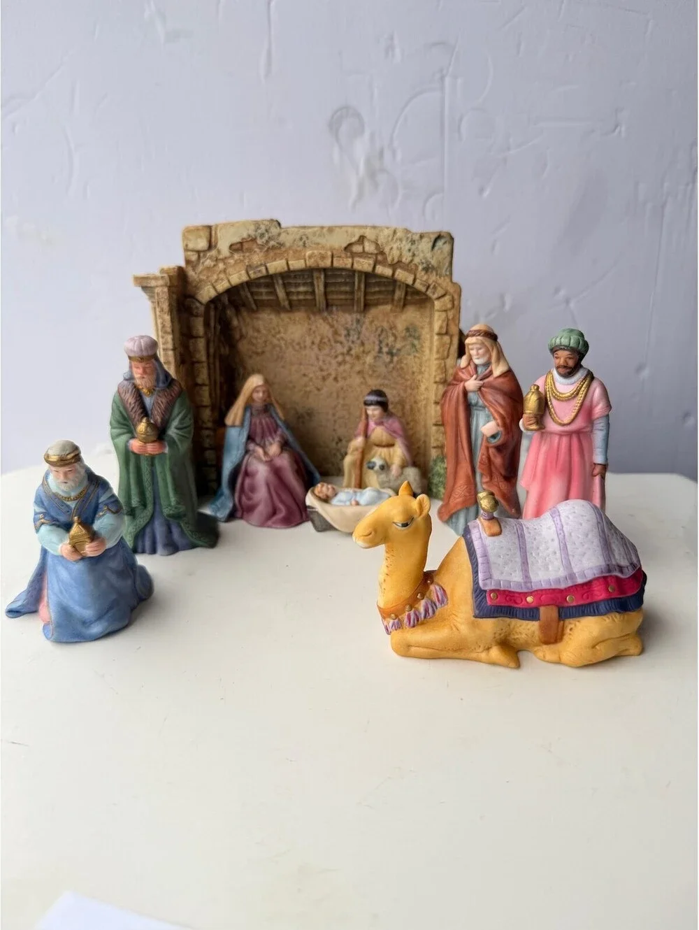 Nativity Scene Set Figures with Stable S-10 Christmas Holiday Decor